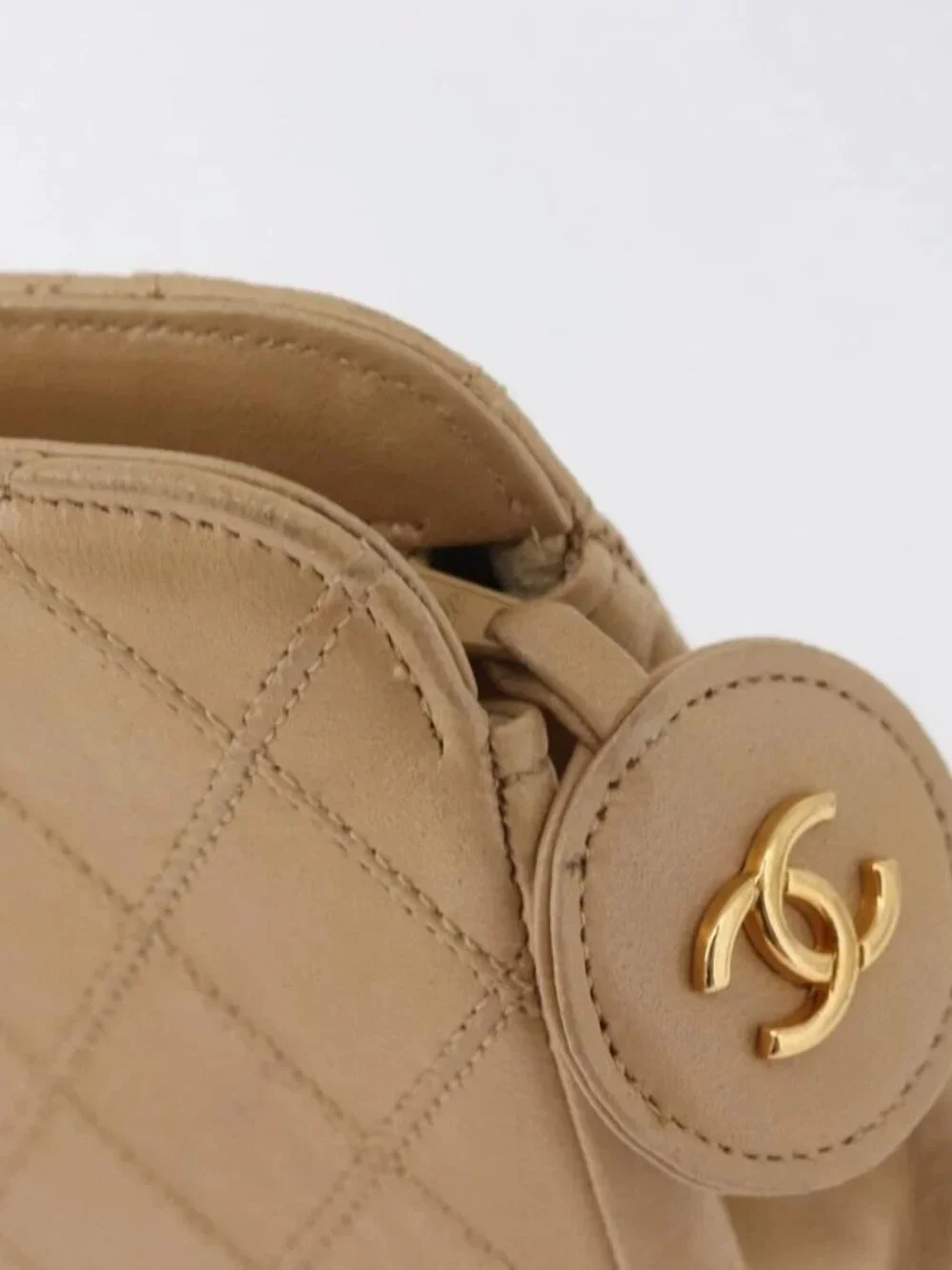 CHANEL Bicolore Pouch Lamb Skin Beige Gold CC Auth 177796
